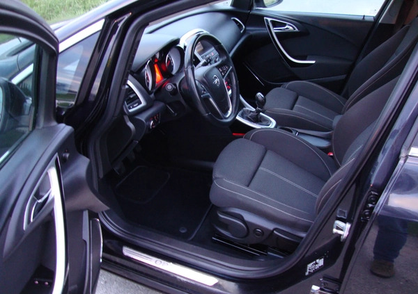 Opel Astra cena 23500 przebieg: 165800, rok produkcji 2010 z Syców małe 704